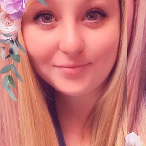 Meet your Posher, Tabitha